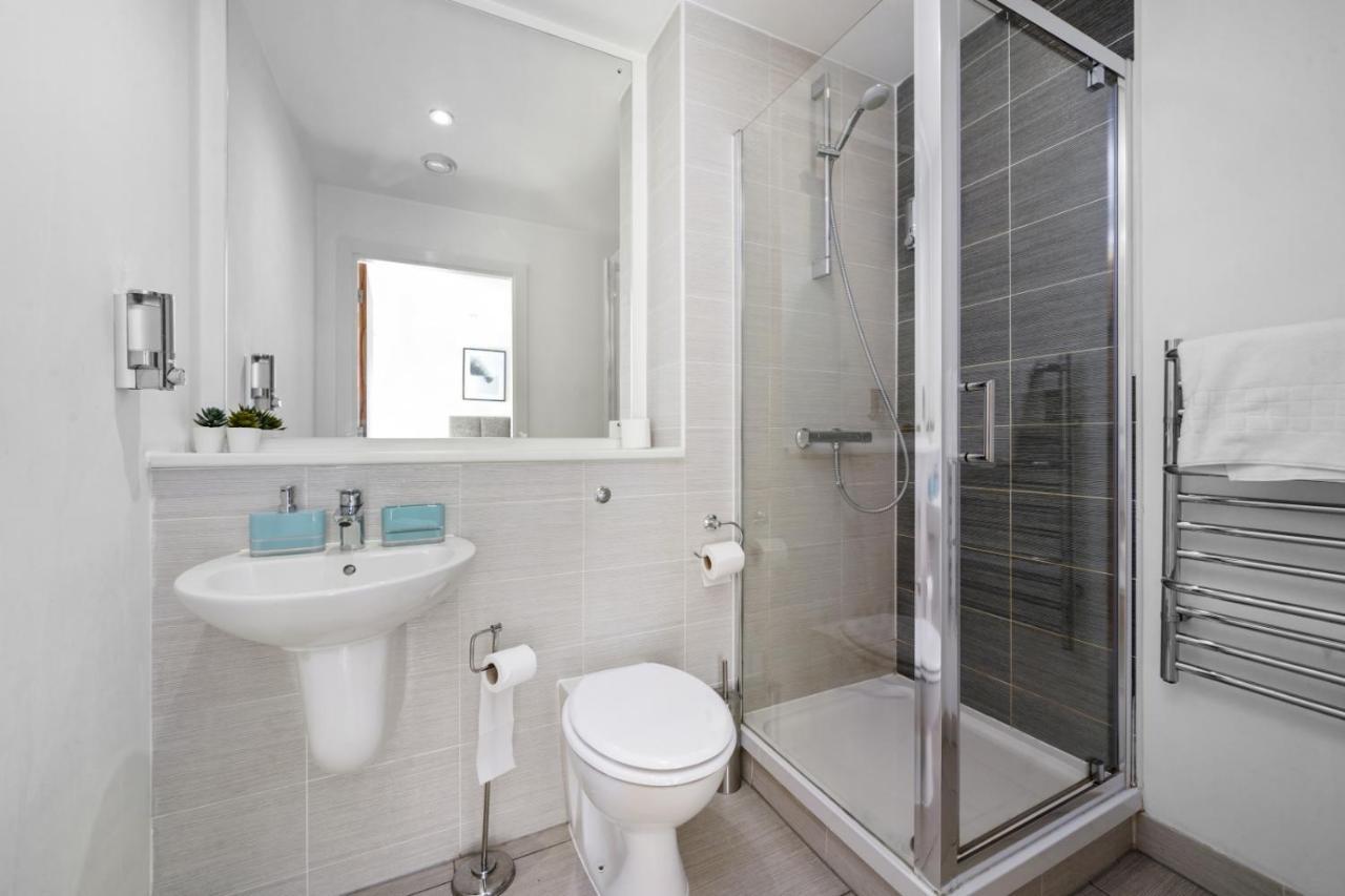 Stunning City Centre Penthouse - Sleeps 10 - Parking Manchester Zewnętrze zdjęcie